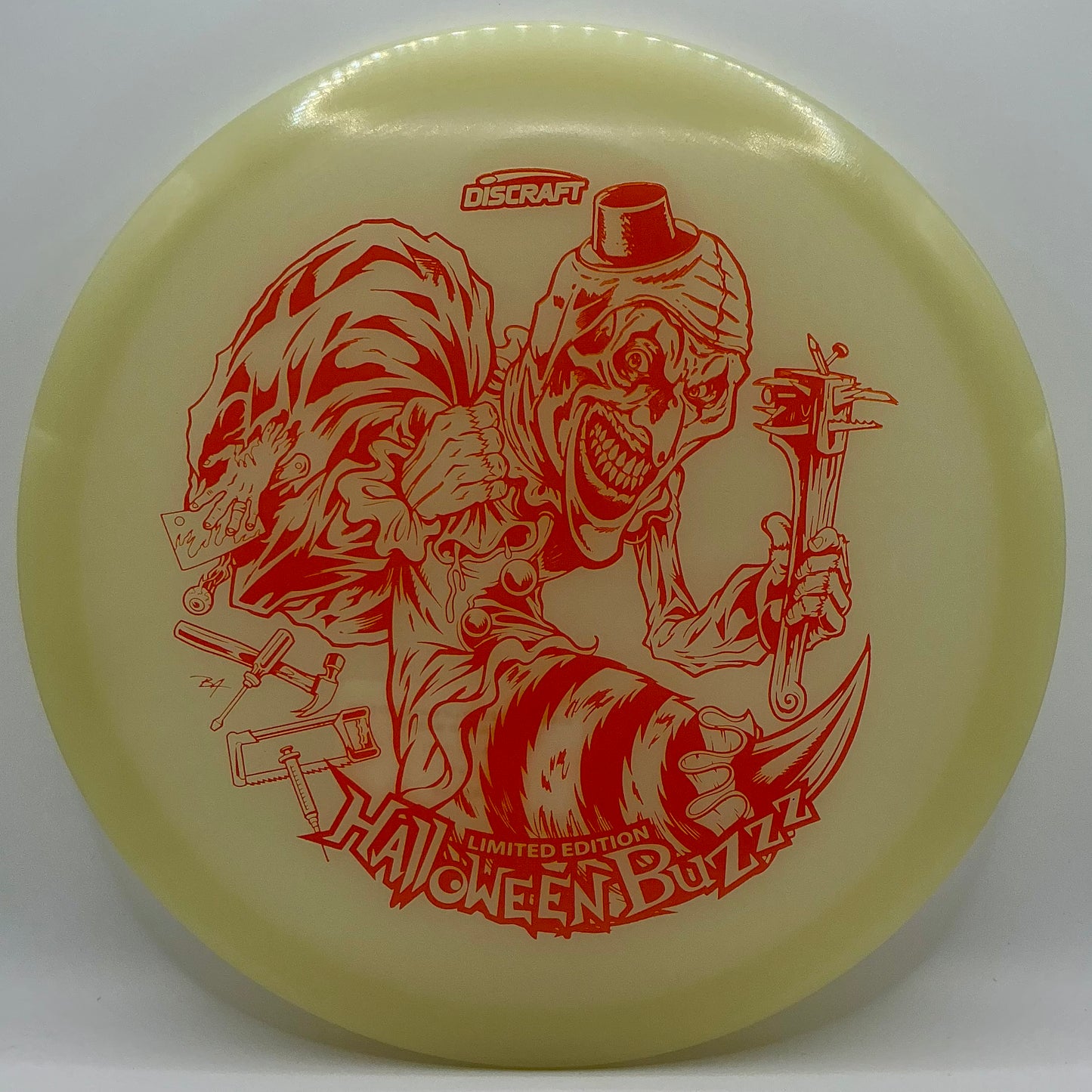 Discraft 2025 Mega-Glo Halloween Buzzz