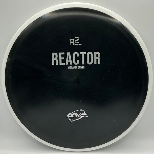 MVP R2 Neutron Reactor