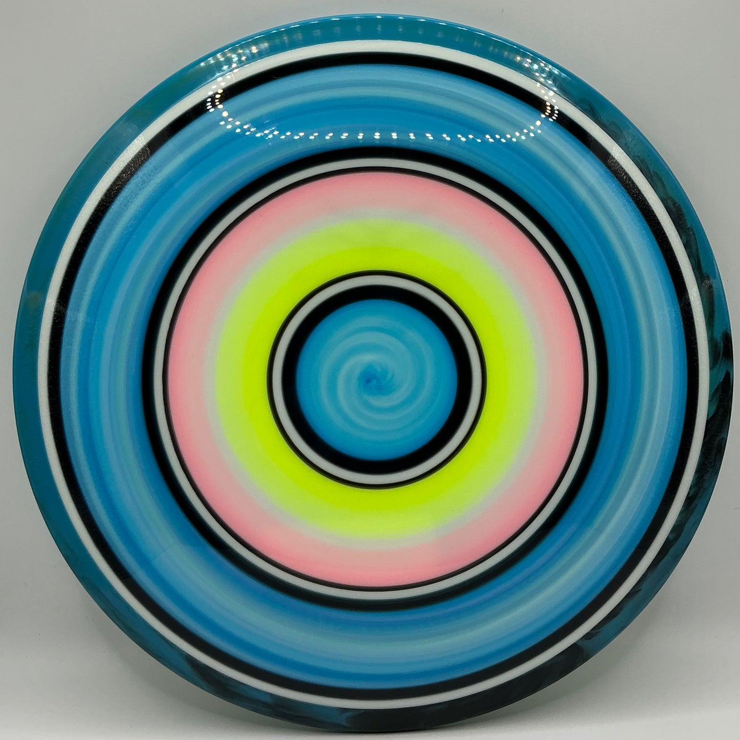 Dolfin Dyed Axiom Neutron Bokeh